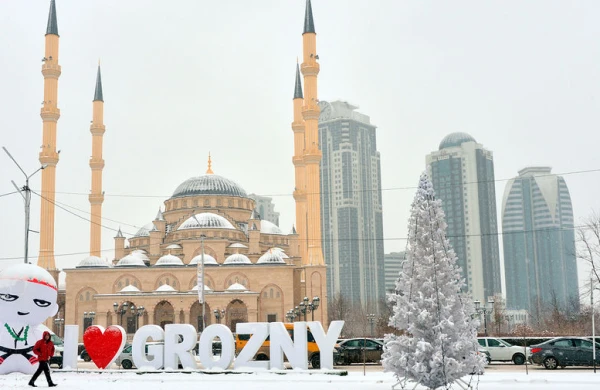 Putin Çeçenistanın paytaxtının Qroznıdan köçürülməsi ilə bağlı  ideyadan danışıb