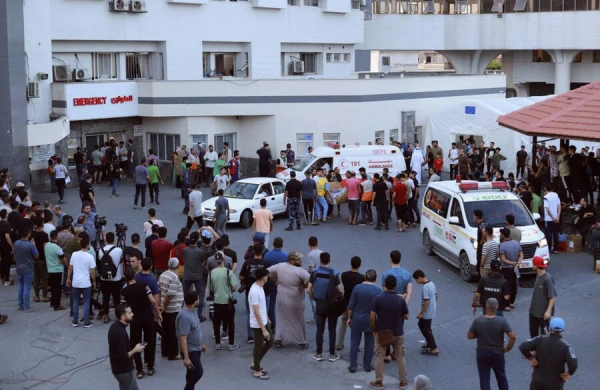 Qızıl Aypara Qəzzadakı xəstəxanadan 190 nəfərin təxliyə edildiyini açıqlayıb