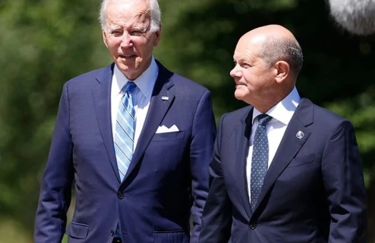 ABŞ və Almaniya Zelenskini Rusiya ilə sülh bağlamağa məcbur etmək istəyirlər?