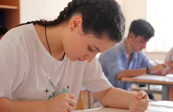 Daha bir universitet tələbəsində qızılcaya yoluxma aşkarlandı