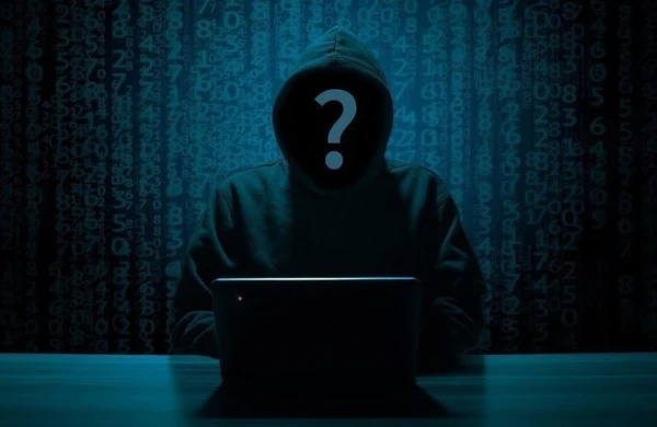 Hakerlər Bluetooth vasitəsilə istifadəçi məlumatlarını oğurlamağı öyrəniblər