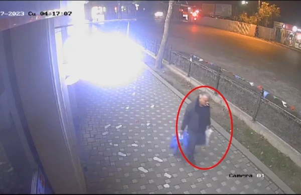 Polis yaşlı kişini görün nə üçün tutdu