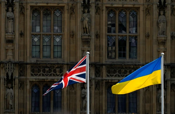 Britaniya Ukraynaya sürətli qayıqlar  bağışlayacaq