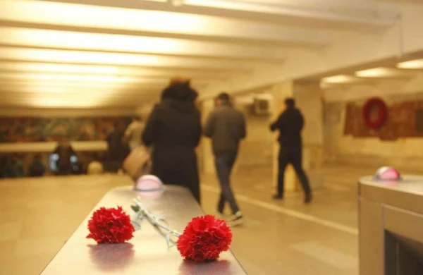 Bakıda metroda faciə: Ölən var