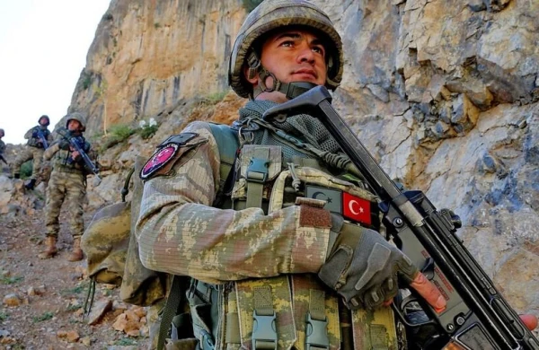 Türkiyə İraqda 6 şəhid verdi - FOTO