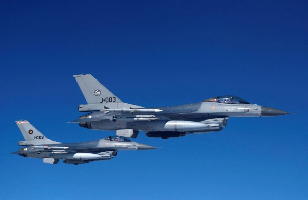 İlk F-16-lar artıq Ukraynada ola bilər