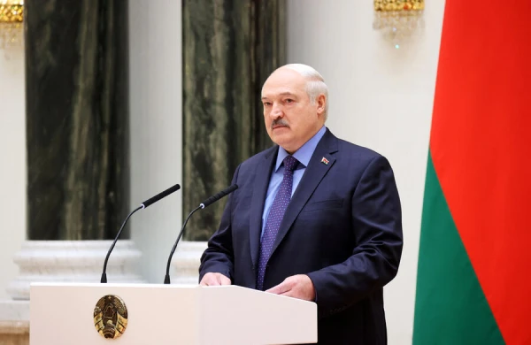 Lukaşenko vətənlərində sülhü itirənlərin hamısını Belarusa dəvət edib
