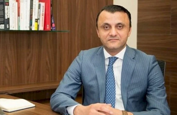 TƏBİB sədri baş direktoru işdən çıxardı