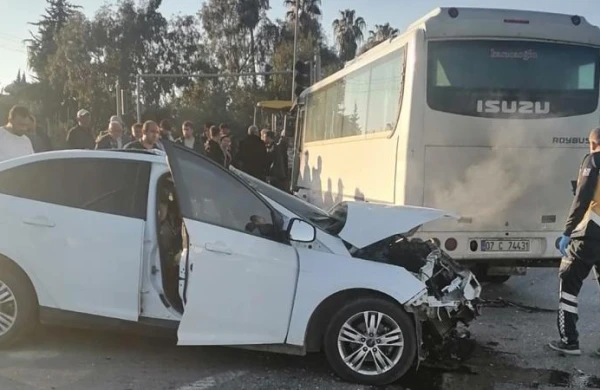 Türkiyədə ağır  qəza: 2 nəfər ölüb, 13 nəfər yaralanıb