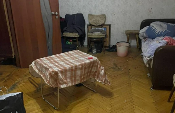 Sərxoş şəxs dostunu stulun ayağı ilə döyərək öldürüb