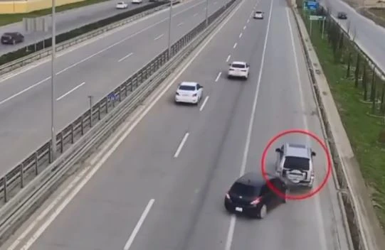 Bakıdakı ağır qəzanın görüntüləri yayıldı (VİDEO)