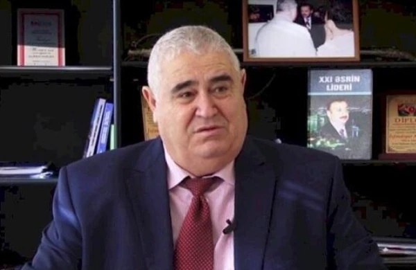 Şərurlu İsfəndiyardan İDDİA: Sabiq  İcra başçısı məndən 400 min manat pul alıb