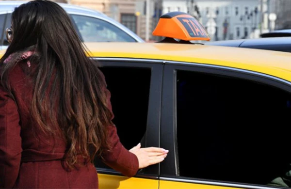 Əslində hadisə belə olubmuş:Taksidə çəkilmiş videonun TAM VERSİYASI  