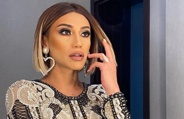 Röyanın "Şöhrət" ordeni arzusu qalmaqal yaratdı - Toyda oxumaqla medal verirlər?.