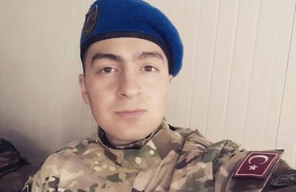 Gölə tullanarkən boynu sındı, öldü&nbsp;