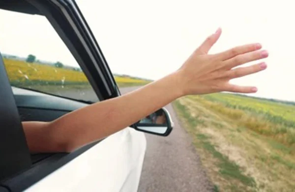 Qəza zamanı sürücülər bunu BİLMƏLİDİR: Sığıorta mübahisəsi