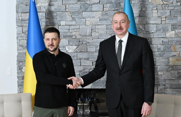 Volodimir Zelenski İlham Əliyevə zəng edi