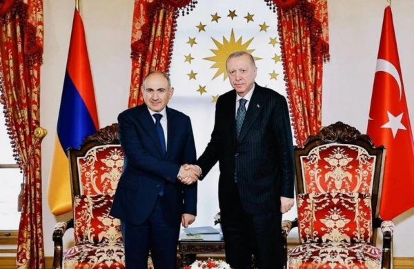 Paşinyan Vaşinqtondakı danışıqların nəticələrini Ərdoğanla müzakirə edib