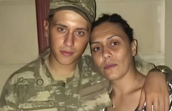 Vətən müharibəsi şəhidi Rəsul Sadıqovun anası Elnarə Allahverdiyeva vəfat edib