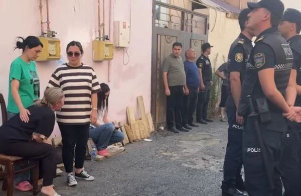Ana-balanın  yanıb öldüyü yerdən DƏHŞƏTLİ GÖTÜNTÜLƏR: "Əlləri qap-qara idi..."
