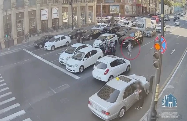 Bakıda dəhşətli qəza KAMERAYA DÜŞDÜ&nbsp;