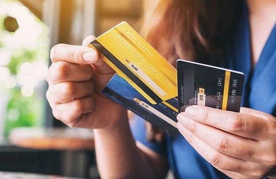 Dələduzların yeni tələsi: Bankomatlarda bu səhvi əsla etməyin 