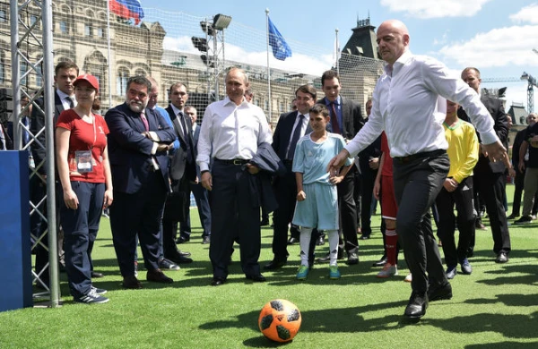 Putini futbol oynamağa çağırdılar&nbsp;