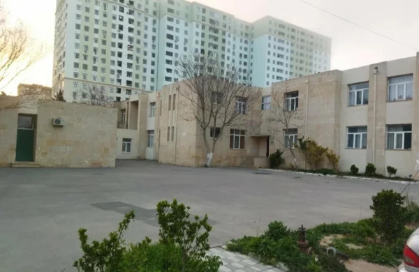 Bakıda bağçada bədbəxt hadisə
