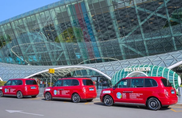 SON DƏQİQƏ! Aeroportda taksilərlə bağlı  yeni AÇIQLAMA EDİLDİ