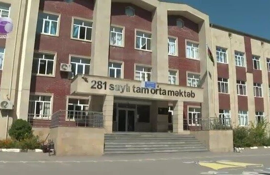 Məktəbdə 7-ci sinif şagirdinin başına oyun açdılar - VİDEO