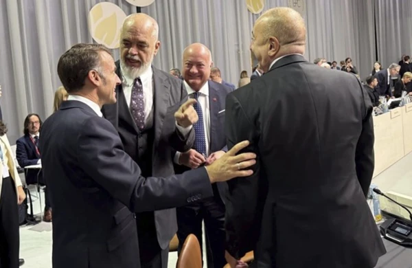Edi Rama Makronla zarafatlaşdı - “Azərbaycanla Albaniyanı da təbrik edin”&nbsp;