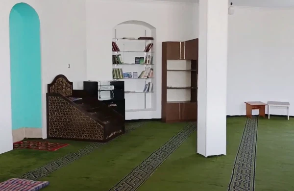 Molla arvadını öldürəndən sonra namaz qılıbmış...