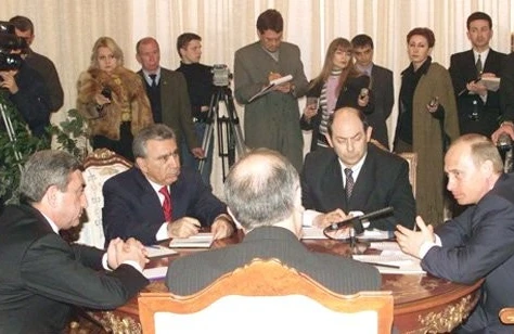 Ramiz Mehdiyev Putin və Sarkisyanla niyə görüşübmüş?   —  Həmin fotonun TARİXÇƏSİ