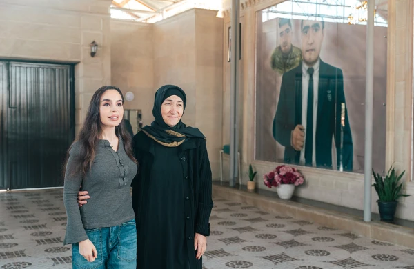 Leyla Əliyeva şəhidin evində -FOTOLAR