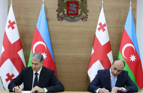 General-polkovnik Vilayət Eyvazov bu ölkədə saziş İMZALADI