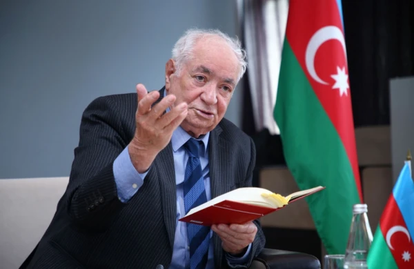 Prezidentdən "Şərəf" ordeni alan Xalq şairi: Vahid Əzizin sözləri musiqidə