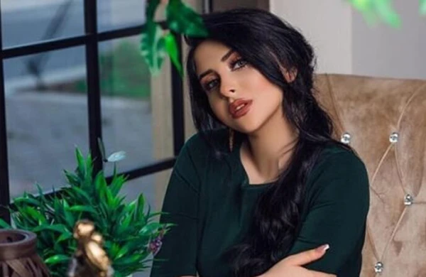 Azərbaycanın "Monika Belluccisi" adlandırılan gənc müğənni Aydan İbrahimli kimdir?  