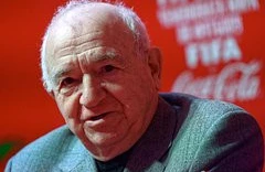 UEFA Simonyanın vəfatı ilə bağlı başsağlığı verib