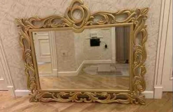 Nevroloqdan XƏBƏRDARLIQ! Evinizdəki divar güzgülərini yığışdırın,çünki...