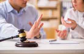 Ev qaynananın adına olarsa, gəlinin orada mülkiyyət hüququ yoxdur