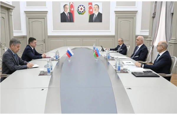 Azərbaycan və Rusiya rəsmiləri arasında görüş