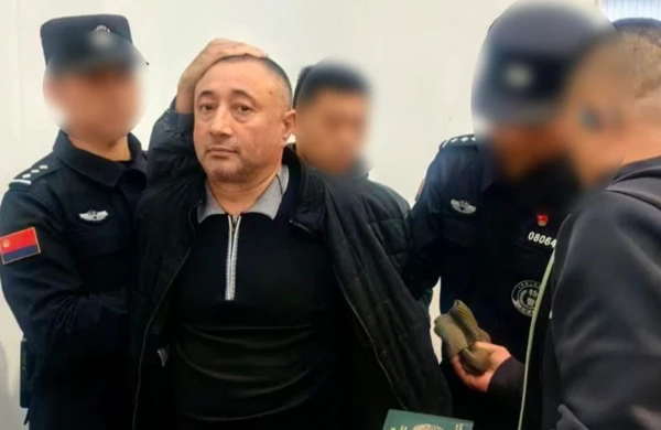 Bakıda arvadını bıçaqlayaraq Çinə qaçdı - 2 gün sonra tutuldu-Foto 