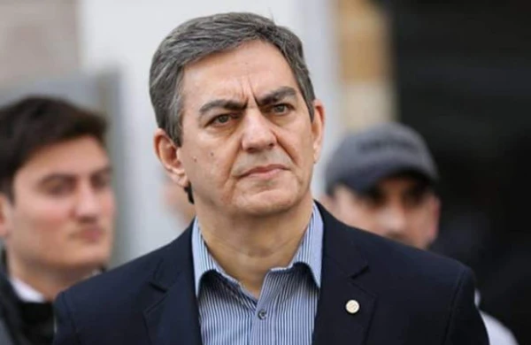 Əli Kərimlinin evində DTX axtarış aparır