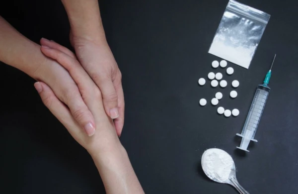 Beyni susduran maddələr: Narkotik niyə insanı idarə edir?&nbsp;&nbsp;