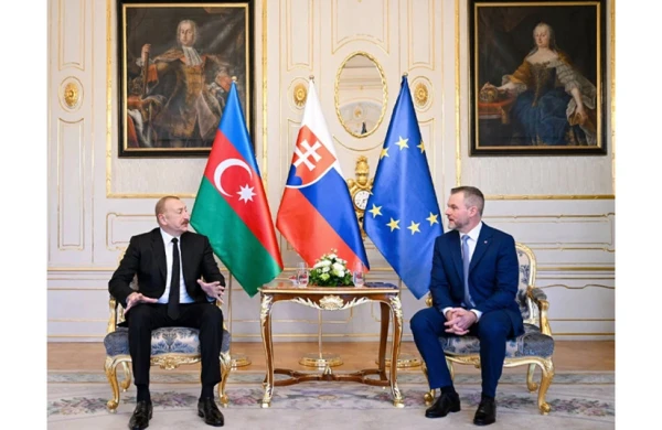 İlham Əliyevin Slovakiya Prezidenti ilə təkbətək görüşü olub
