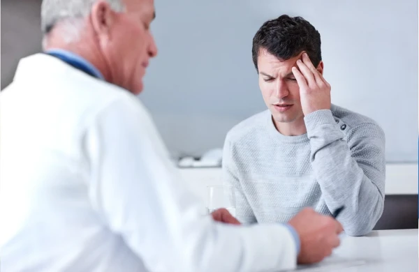 Həkimdən  XƏBƏRDARLIQ: Bu əlamətlər insultdan xəbər verir 