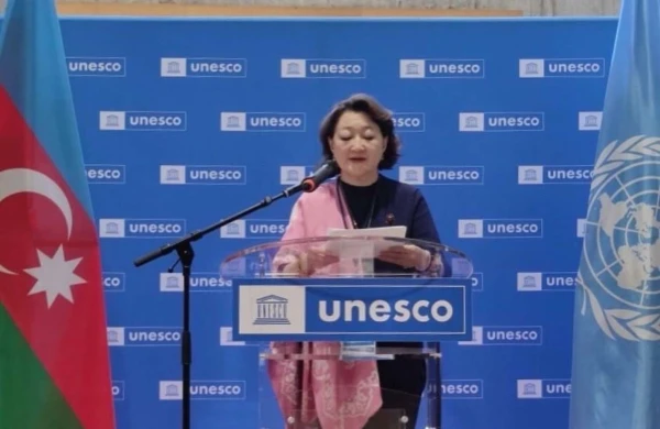 Türk Mədəniyyəti və İrsi Fondu Parisdə Əcəmi Naxçıvaninin 900 illik yubileyini qeyd etdi - FOTO 