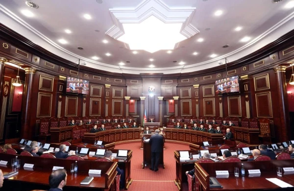 Ali Məhkəmədə mühüm MÜZAKİRƏ