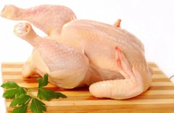 Toyuq ətinin rəngi nəyi göstərir?&nbsp; - VACİB MƏLUMAT&nbsp;