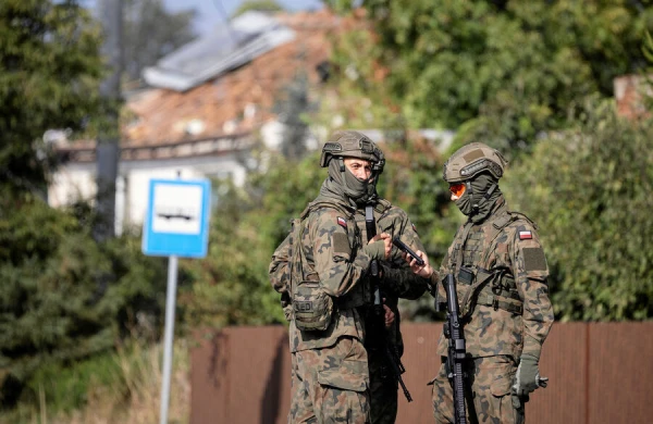 Polşada yüz minlərlə insan hərbi xidmətə və təlimə çağırılacaq